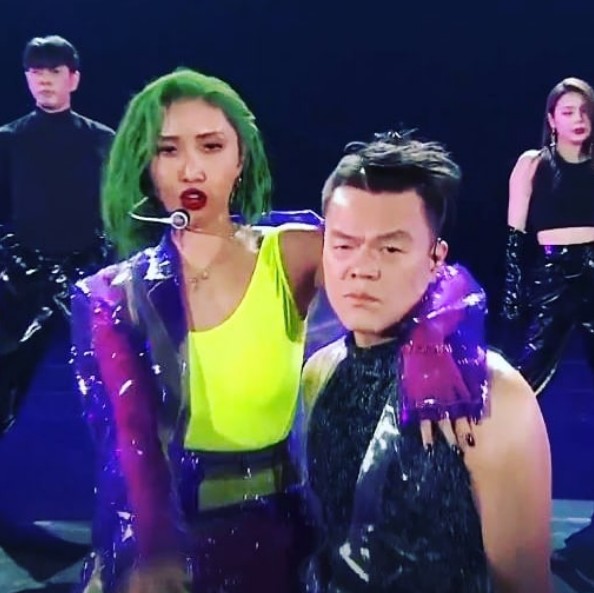 오랜만에 음악방송 나가는 박진영이 녹화 전날 올린 '심상찮은' 사진