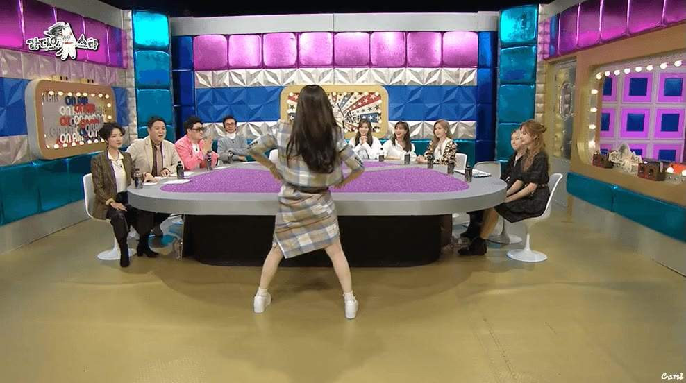 라디오스타 트와이스 다현 개인기.GIF (feat. 유연성)