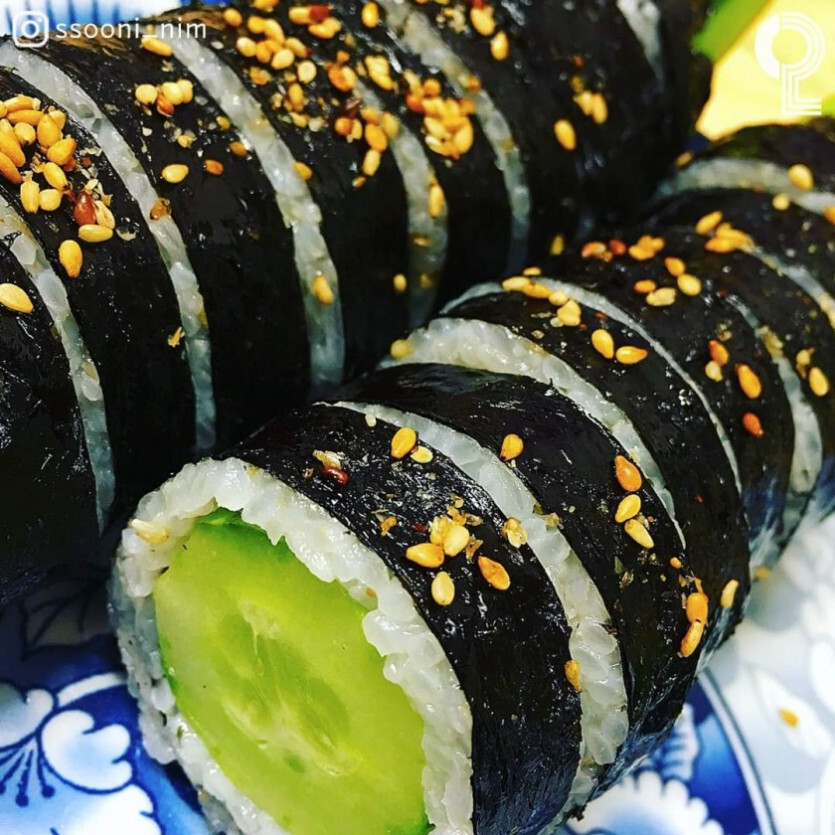 우리.딸 엄마가 김밥. 싸왔어~~